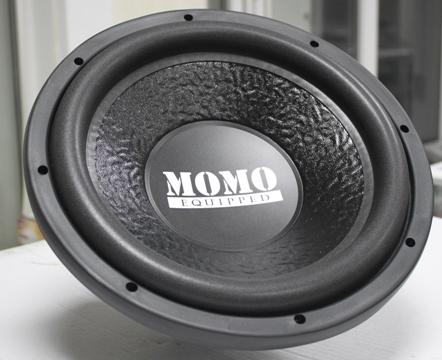 Автомобильный сабвуфер MOMO UB-1200 Автомобильный сабвуфер MOMO UB-1200